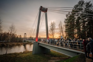 Pēc atjaunošanas atklāts Vanšu tilts pār Gauju Valmierā - Foto