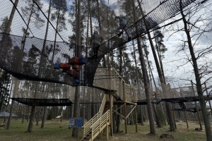 Dobeles novads: «Tērvetes tīklu parks» un «Tarzāns» atsāk darbu - Foto