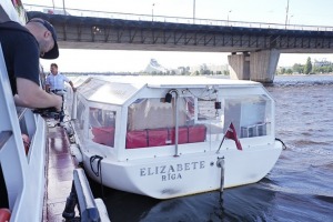 Brauciens ar kuģīti pa pilotprojekta maršrutu Centrs - Vecmīlgrāvis - Bolderāja - Foto