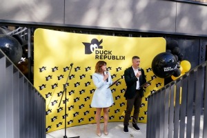 Igaunijas uzņēmums investē 14,5 miljonus eiro Latvijas augstākās izglītības infrastruktūrā – Rīgā atklāta «Duck Republik» studentu rezidence