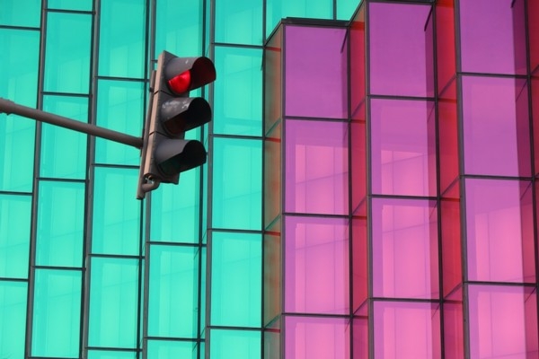 10. decembris vēsturē: Uzstādīts pirmais satiksmes luksofors