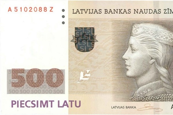 20. jūlijs vēsturē: Apgrozībā laiž 500 latu banknoti