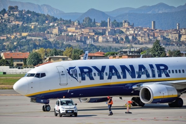 Uzmanību ceļotājiem! «Ryanair» mājaslapa uz laiku nestrādās!