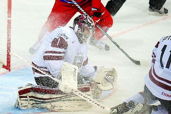 Latvijas hokeja leģendas atgriežas uz ledus