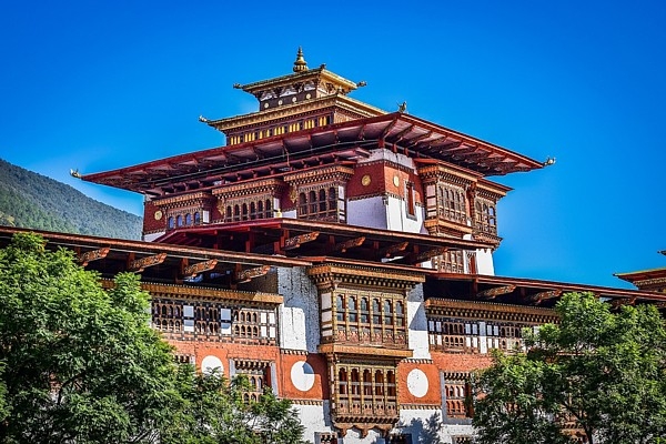 Himalaju valsts Butāna ziņo par rekordlielu tūristu pieaugumu