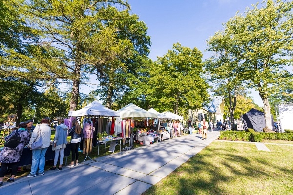 Jūrmala aicina uz rudens gadatirgu Mellužu estrādē 