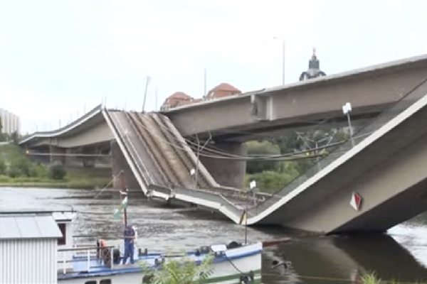 VIDEO: Vācijas pilsētā Drēzdenē sabrūk tilts pār Elbu