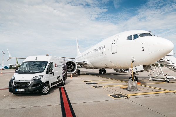 «SmartLynx Airlines» atzīta par Latvijas vērtīgāko aviokompāniju 