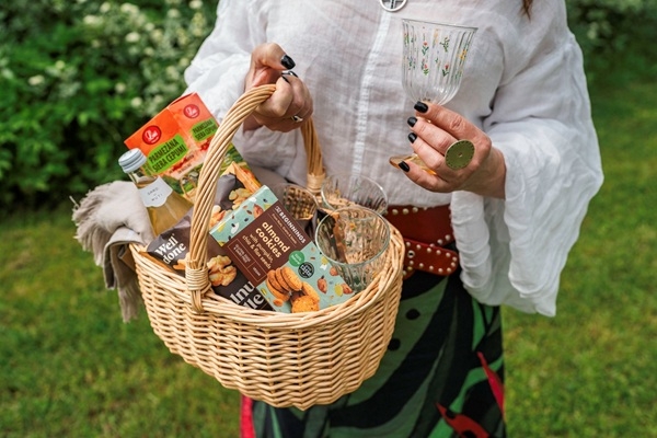 Ko vasaras saulgriežos galdā liek Jāņi un Līgas? Populārākie produkti gaviļnieku pirkumu grozā