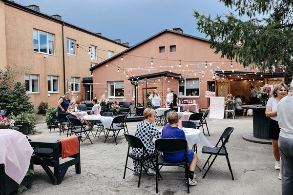 Apmeklē vasaras gardāko pasākumu - mājas kafejnīcu dienas Vidusdaugavā