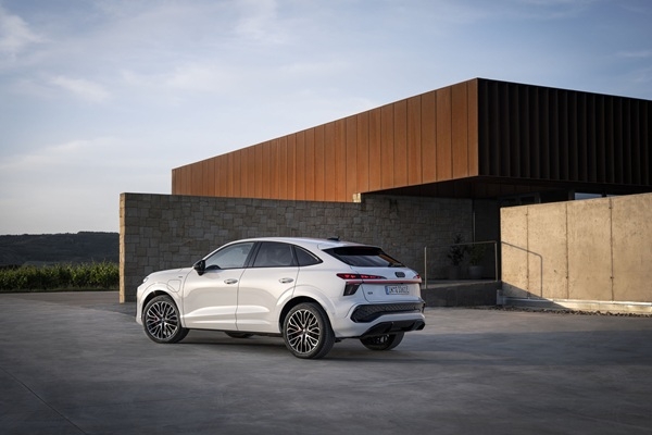 Daudzpusīgs, sportisks un digitāli savienots: jaunais «Audi Q3 Sportback»