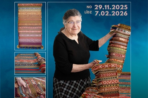 Dobeles novada muzejā atklāta vērienīga ekspozīcija par tautisko jostu aušanas tradīciju Latvijā