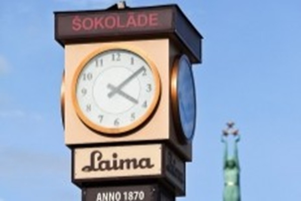 29. decembris vēsturē: Atklāj rekonstruēto Laimas pulksteni