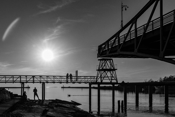 Liepājas Latviešu biedrības namā atklās Tautas fotostudijas «Fotast» izstādi «Pārejas»
