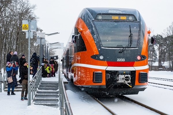 Atklāts vilciena maršruts Tallina – Tartu – Rīga