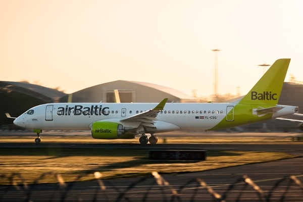 «airBaltic» otro gadu pēc kārtas atzīta par vienu no pasaulē drošākajām lidsabiedrībām
