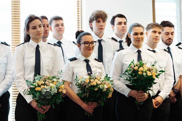 «airBaltic» Pilotu akadēmija uzņem 17 jaunus studentus
