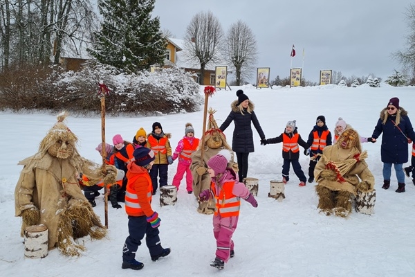 Februārī – izglītojošā programma «Meteņi Turaidā»