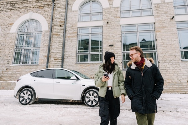 «Bolt Drive» mākslīgā intelekta risinājums – automātiska auto bojājumu noteikšana vēl drošākiem braucieniem