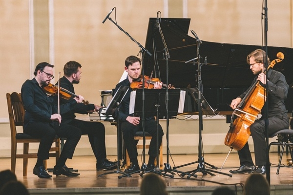 GORĀ būs dzirdama koncertprogramma «Quadra. Vasks. Laika paralēles.»