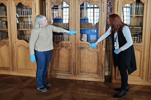 Rundāles pils muzejā atklās atjaunoto bibliotēkas ekspozīciju ar unikālu grāmatu kolekciju