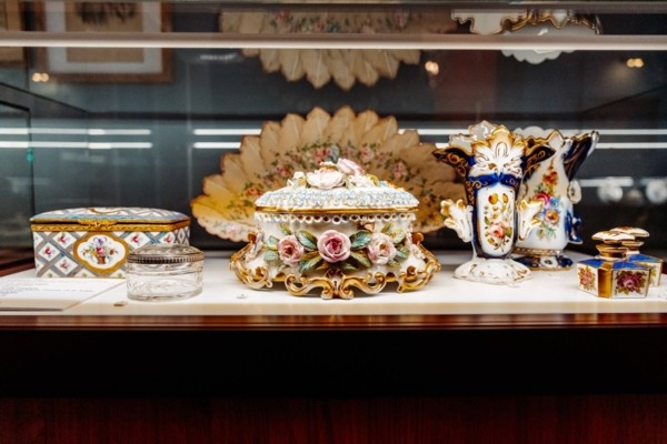 Jēkabpils: Izstāde Krustpils pilī “Rosemania/Rozes valdzinājums”