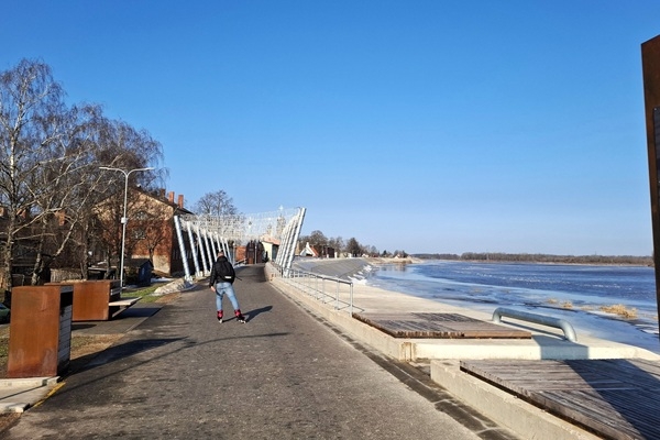 Daugavas aizsargdambis Jēkabpilī atzīts par gada labāko inženierbūvi Latvijā
