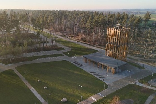 Jaunumi LVM dabas parkā Tērvetē: moderns skatu tornis un apmeklētāju centrs