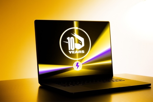 «RateHawk» svin 10 gadu jubileju ar balvu izlozi un viesnīcu piedāvājumiem 