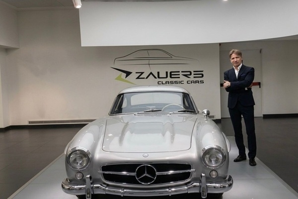 Kad auto kļūst par mākslu: Ēriks Zauers atklāj restaurācijas noslēpumus