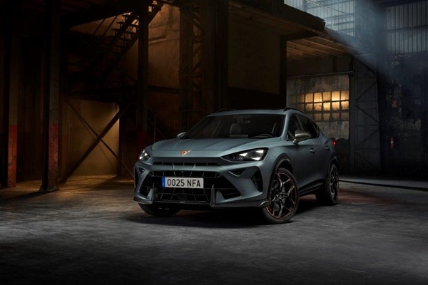 «Cupra» autoizstādē «AUTO 2026» iepazīstina ar jauno «Formentor VZ5» modeli