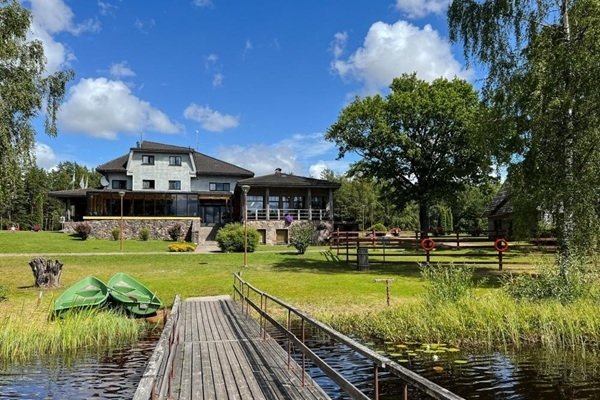 Madonas novads: Izsolē var iegādāties nekustamo īpašumu «Ezernieki»