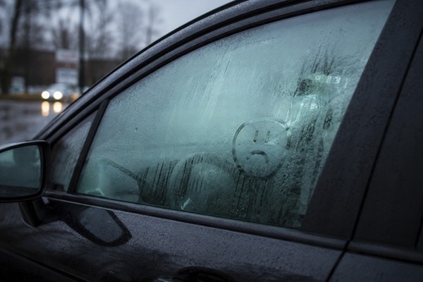 Nav jāgaida karstums! Pazīmes, ka auto kondicionierim nepieciešama pārbaude