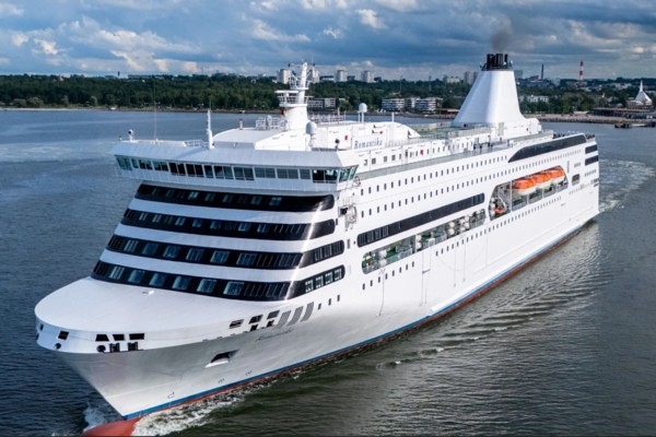Tallink to charter cruise ferry Romantika to Italy 