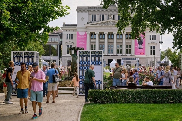 Rīgas dzimšanas dienas pasākumus galvaspilsētā apmeklējuši ap 300 000 cilvēku