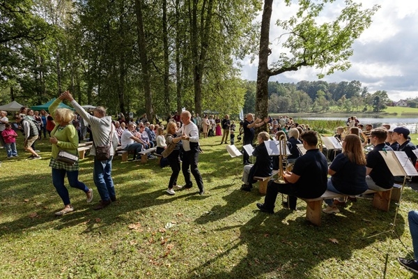 Zaubes savvaļas kulinārais festivāls svin 10 gadu jubileju ar tēmu «Spēka avots»