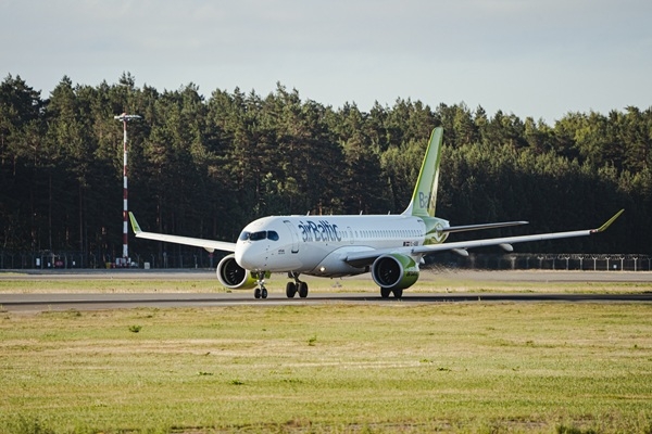 «airBaltic» vienojas par starpfinansējuma nosacījumiem līdz 257 miljonu eiro apmērā