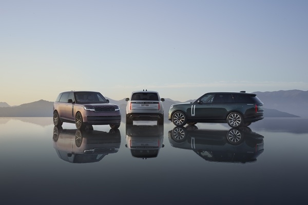 Prezentēts pirmais pilnībā elektriskais «Range Rover»: 550 ZS un līdz 598 km ar vienu uzlādi