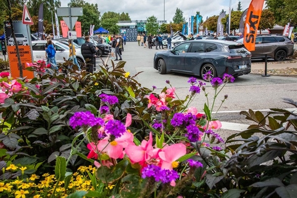 Vai elektroauto atbalsta programma nostāda vietējos autoparkus neizdevīgā situācijā?