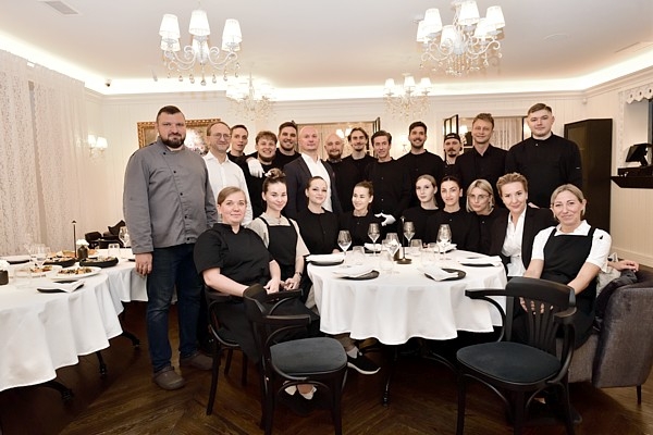 Jūrmalā atvērts jauns restorāns «Jūras Pērle»