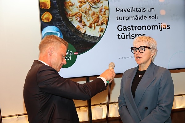 Video: LIAA direktores vietnieces Vitas Balodes Andrews uzruna Latvijas Restorānu biedrības kopsapulcē