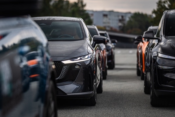 Vai Ķīnas autobūves piedāvājums izkonkurēs tradicionālos zīmolus konkursā «Latvijas e-Auto»? 