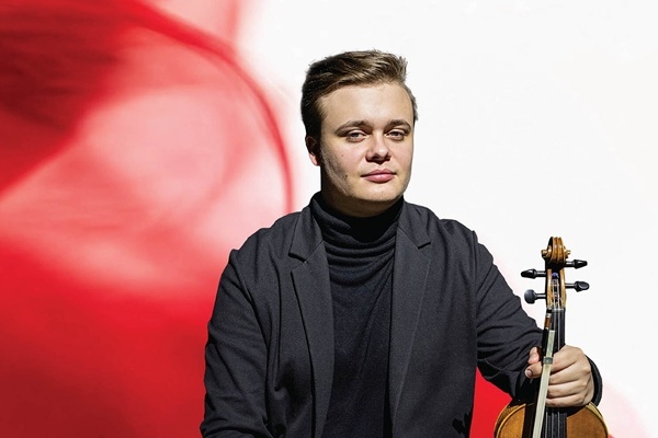 Leģendārā «Karmena» un pasaules pirmatskaņojums – Daniils Bulajevs aicina uz koncertu Cēsīs