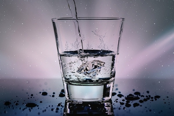 Tā diena ir klāt: Vēlā vakarā alkoholu vairs nenopirkt