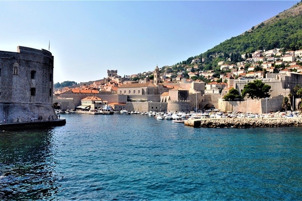 Dubrovnika pārvērš tūristu plūsmu par ieguldījumu kultūras mantojuma saglabāšanā