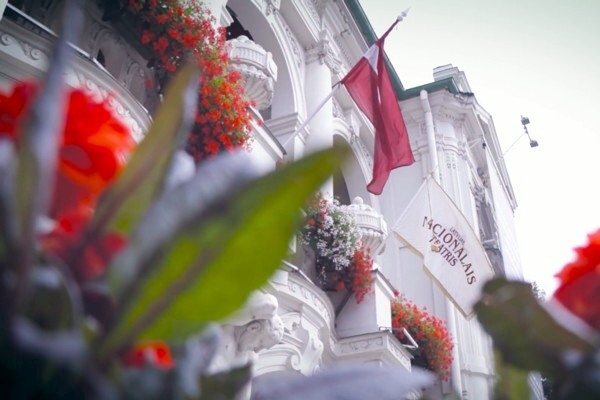 30. novembris vēsturē: Atklāj Latvijas Nacionālo teātri