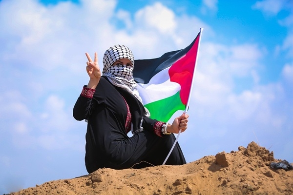 Londonā oficiāli atklāta Palestīnas vēstniecība