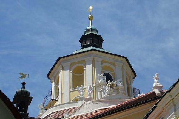 UNESCO pasaules mantojums: Kalvarija Zebžidovska – dzīva svētceļojumu ainava, kur daba satiek ticību