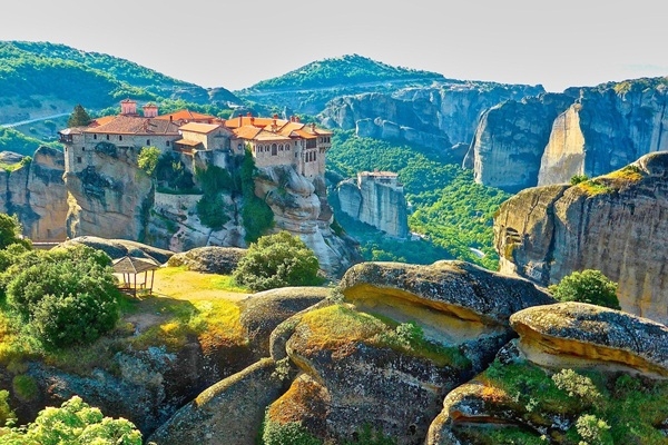 Meteora – vieta, kur daba un ticība satiekas mākoņos