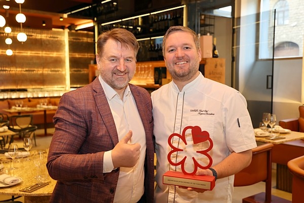 VIDEO intervija ar Kasparu Barsukovu, kurš ir Rīgas restorāna «Smor» šefpavārs